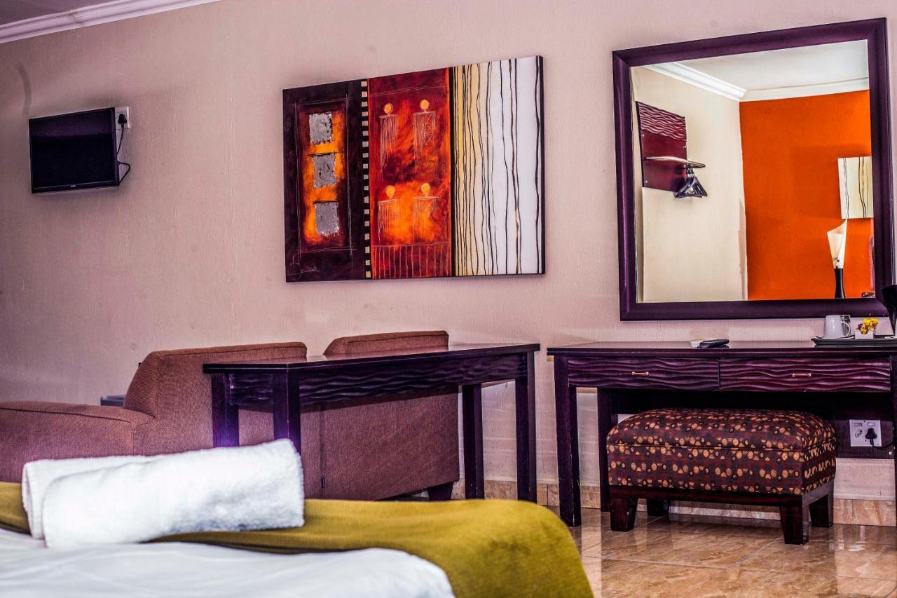 Coyotes & Conference Centre 3* Mbombela